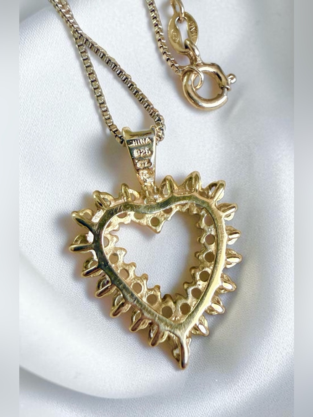 .925 Sterling Silver Gold-Tone Heart Pendant Necklace CZ 18” Chain 8.14g - Picture 4 of 10
